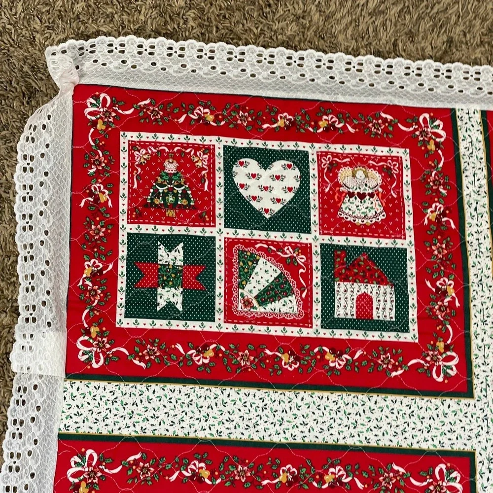 Handmade Christmas Lace Trim Quilt Holiday Decor Red Green‎ White Angels 73x45